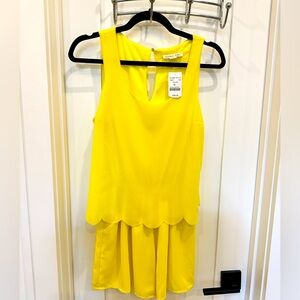 Yellow jumper from Mendocino